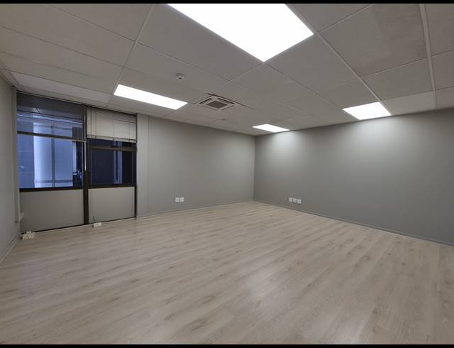 712M² OFFICE TO LET IN SANDTON CENTRAL